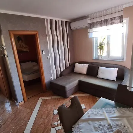 Apartments Roxsi Novalja Exterior photo