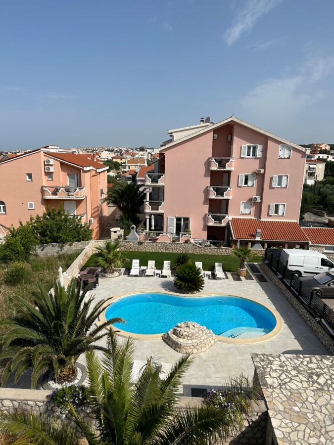 Apartment Roxsi Novalja