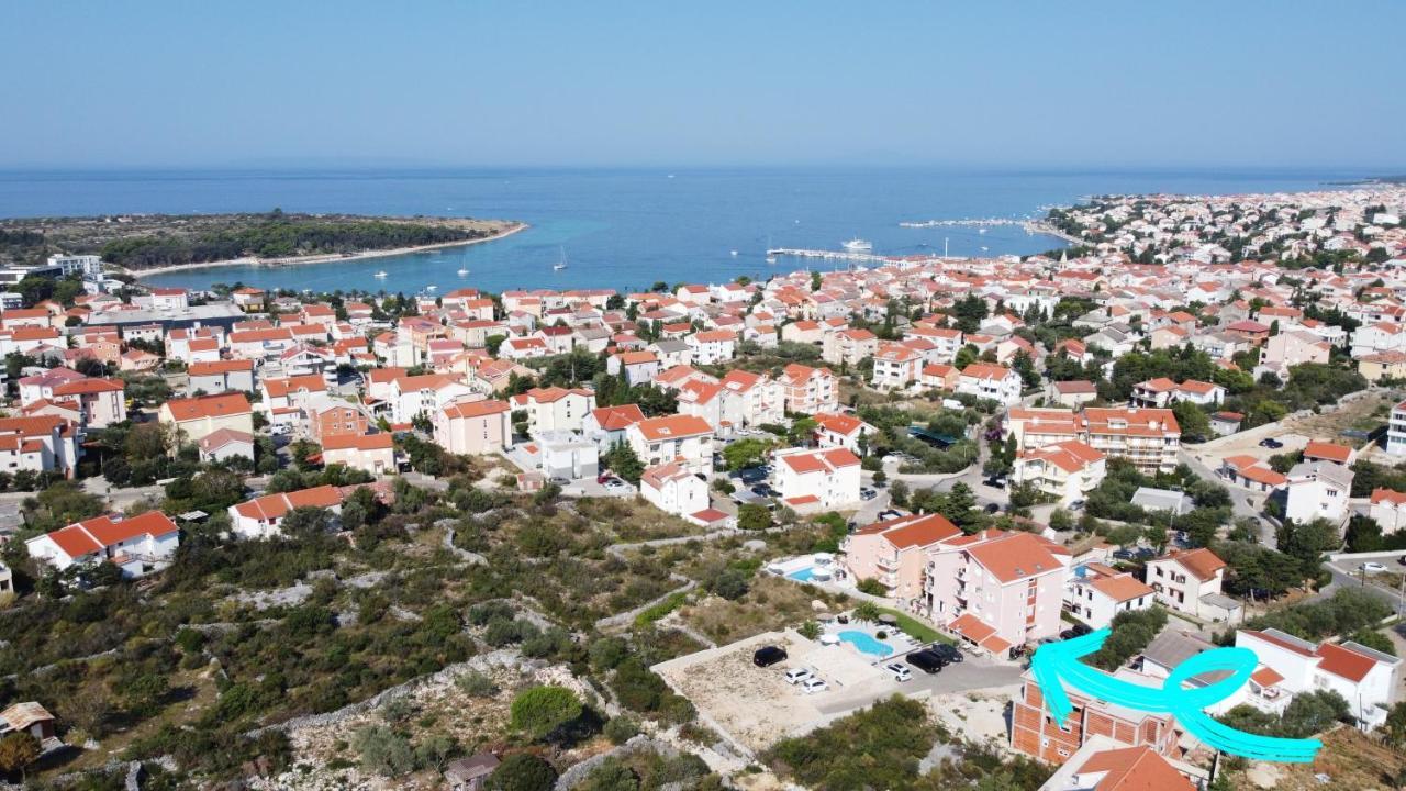 Roxsi *